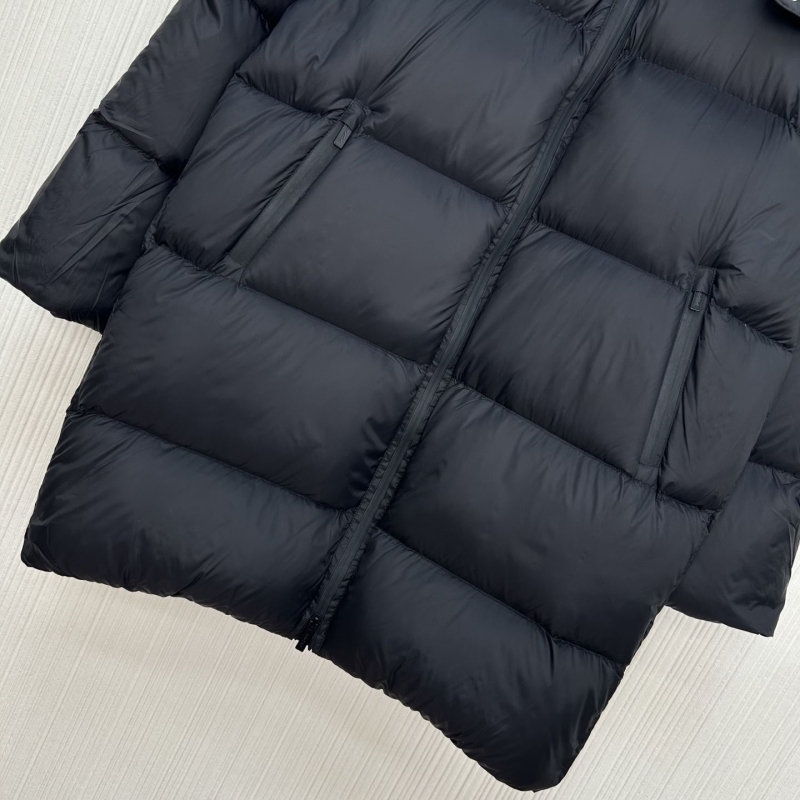 Pra*a down jacket